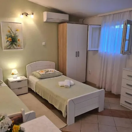 Pema - Air Conditioning Vis