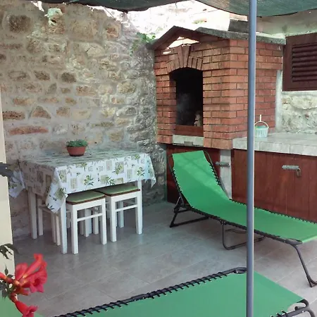 Pema - Air Conditioning Apartment